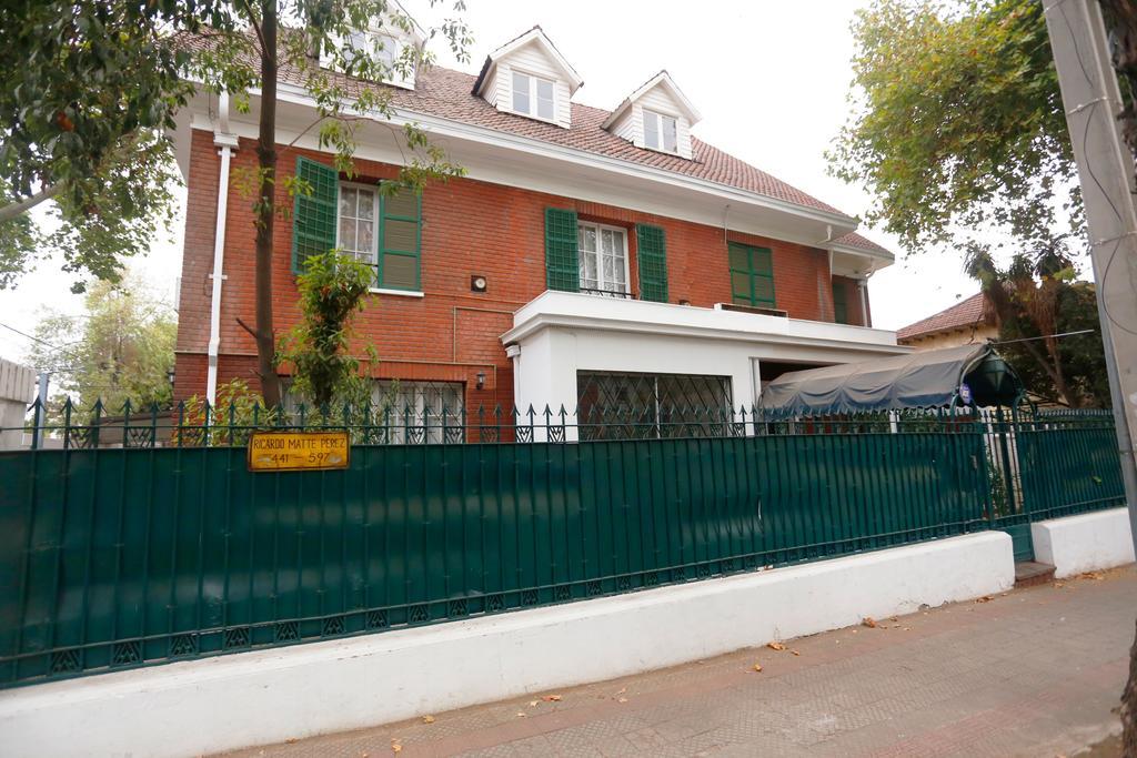 Salvador Hostal & Cafe 圣地亚哥 外观 照片